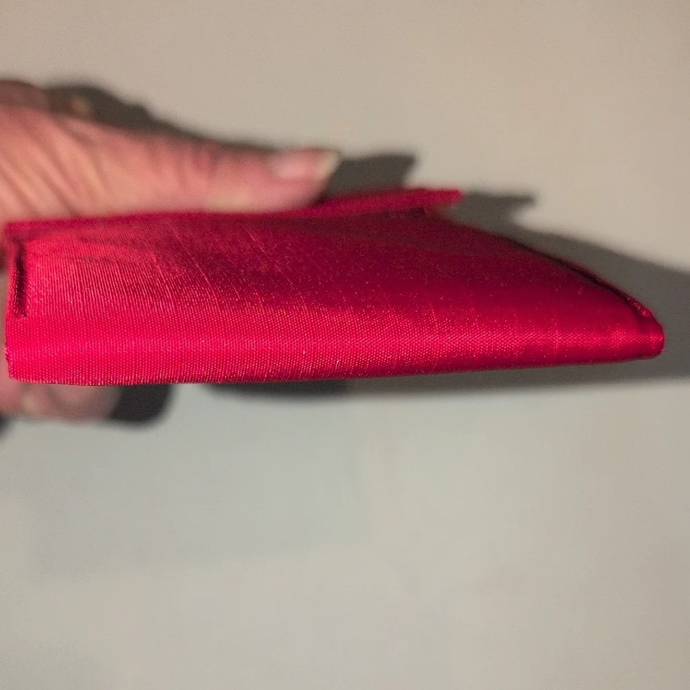 Eddie Bauer Crimson Organizer Pouch